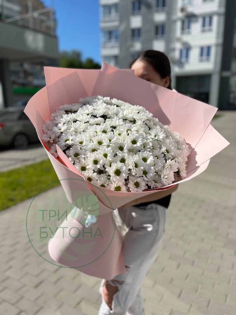 Букет из 25 хризантем